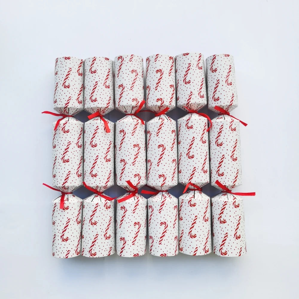 Festive Holiday Party Cracker Set with prizes and poppers