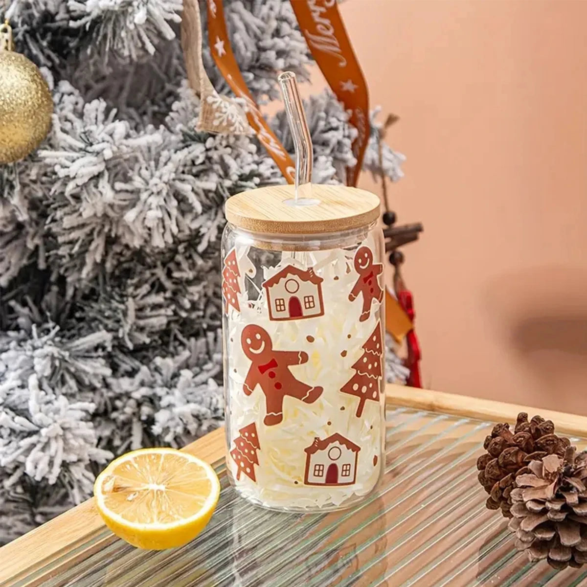 16oz Gingerbread Man Pattern Drinking Glass With Bamboo Lid