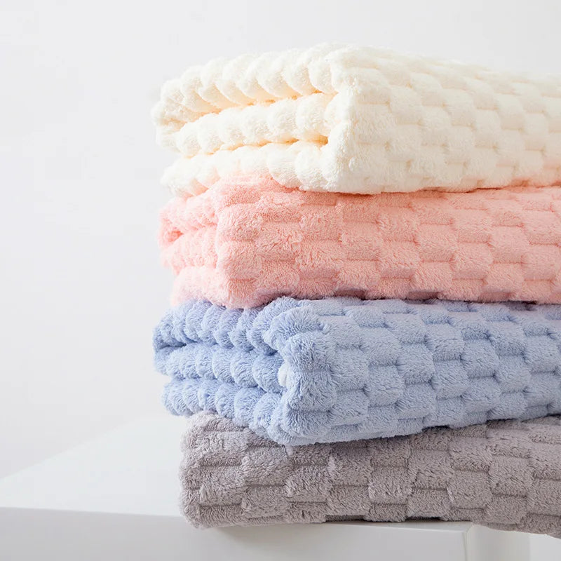 Cloud Grid Coral Velvet Bath Towel