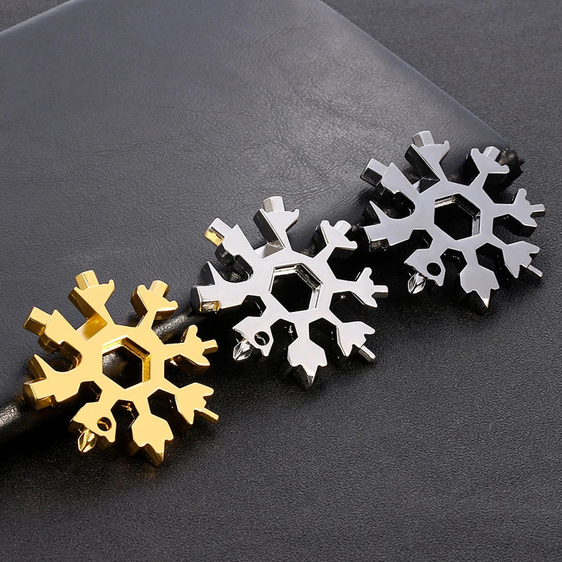 Snowflake 18-in-1 Multifunctional Tool Keychain