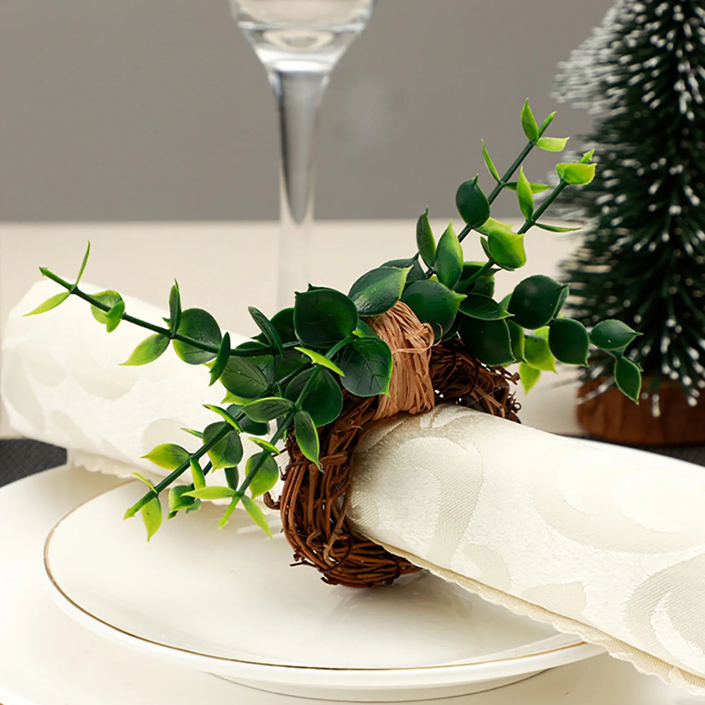 Napkin Rings- Christmas Holly Berries & Pinecones