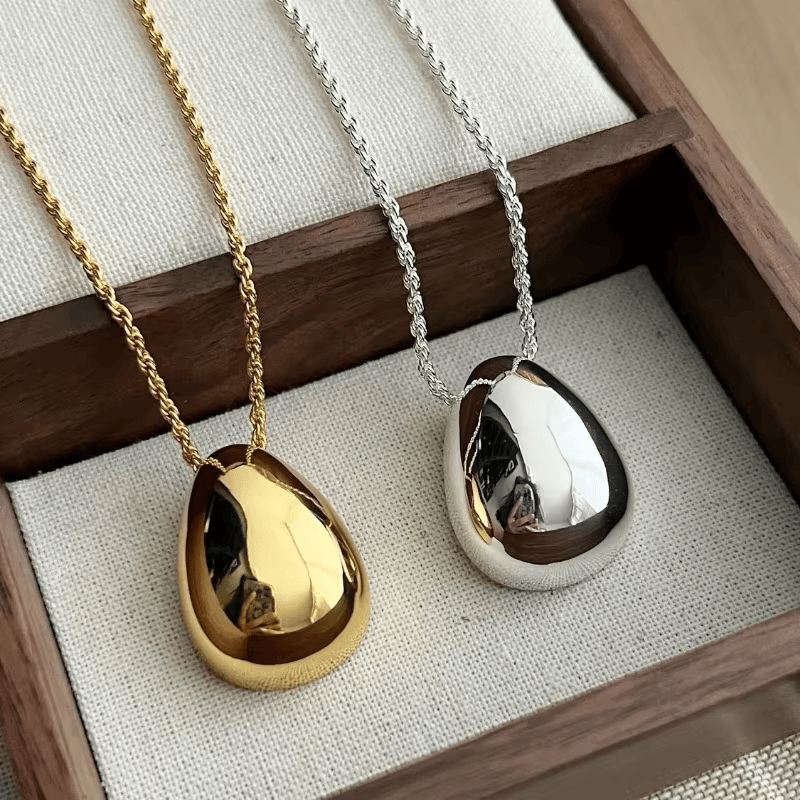 Metal Teardrop Necklace